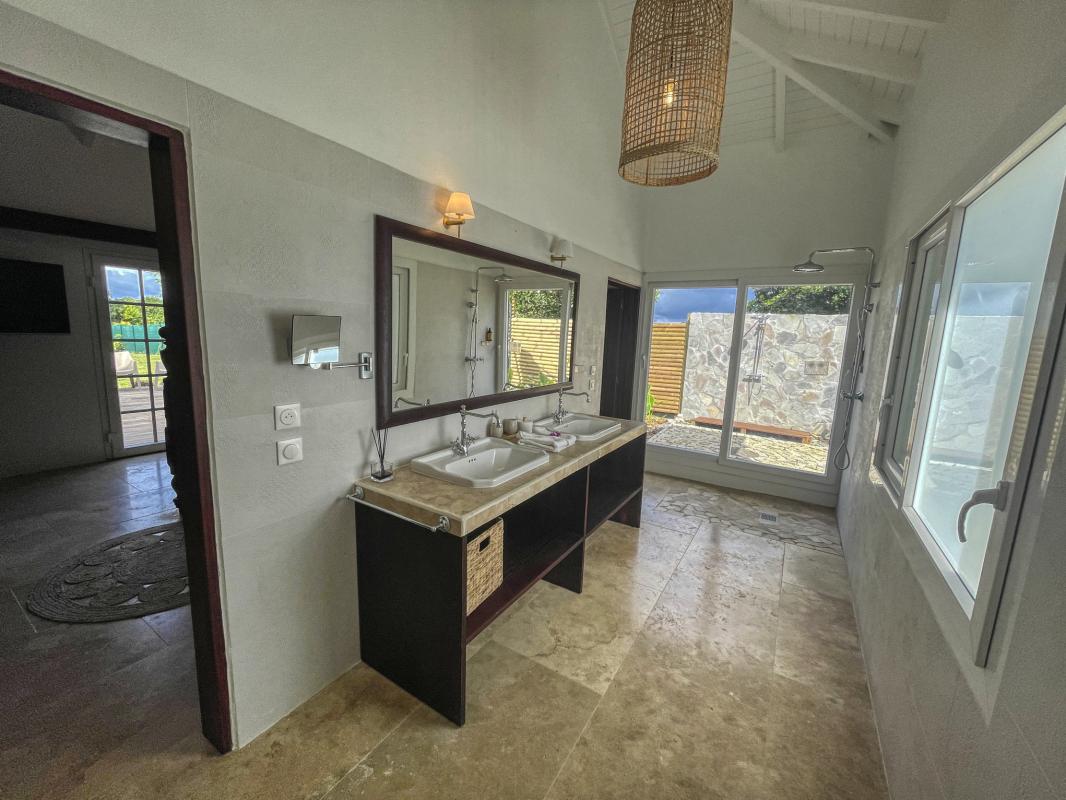 A louer villa 15 personnes Petit Bourg Guadeloupe Master