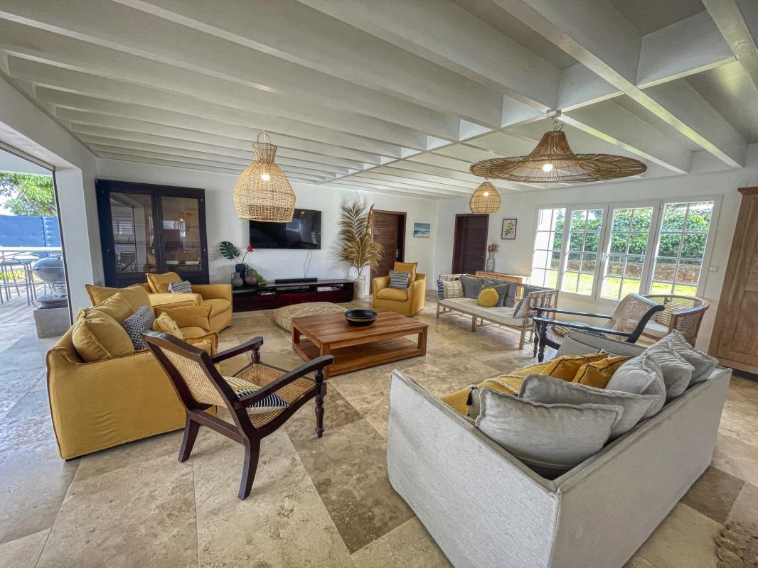 A louer villa 15 personnes Petit Bourg Guadeloupe Séjour