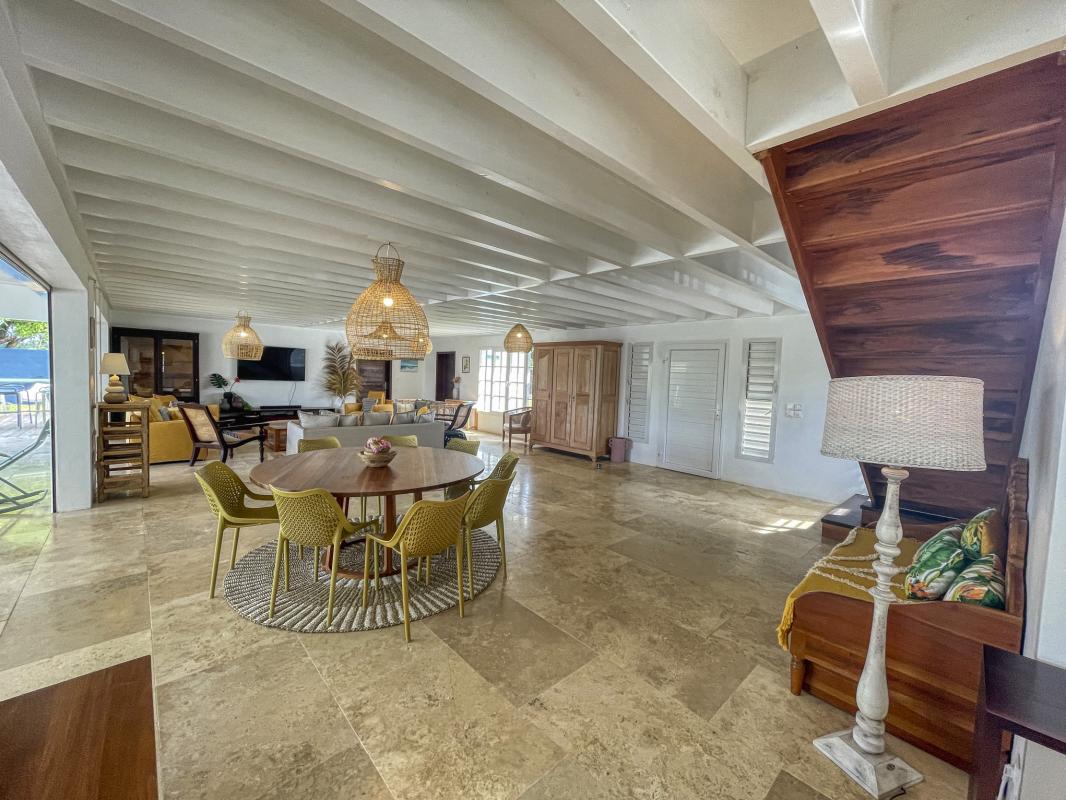 A louer villa 15 personnes Petit Bourg Guadeloupe Séjour