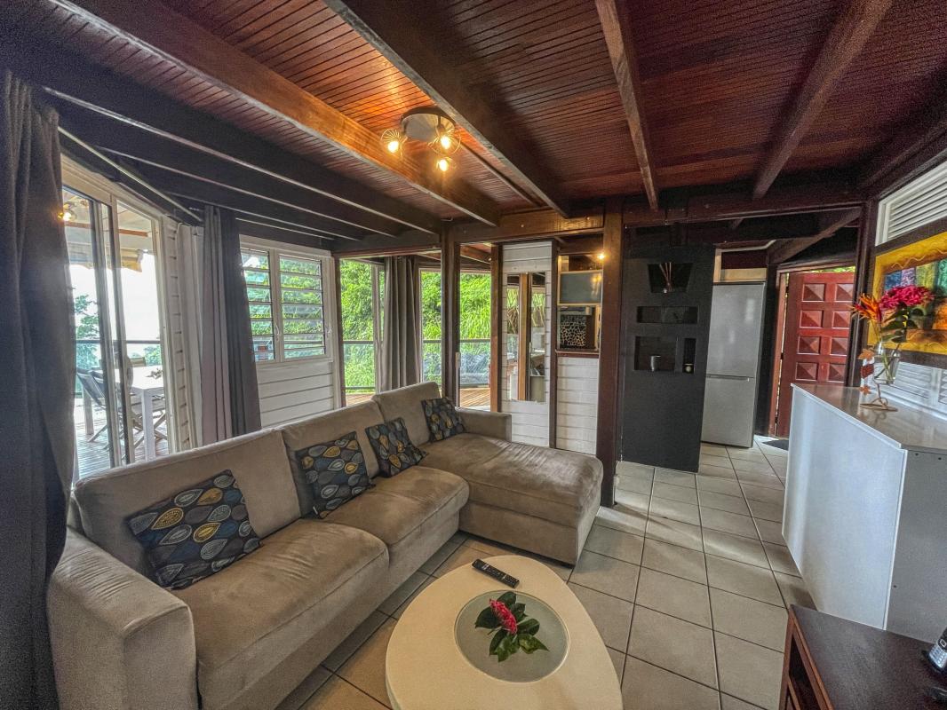 A louer villa 2 chambres Pointe Noire Guadeloupe_ Salon