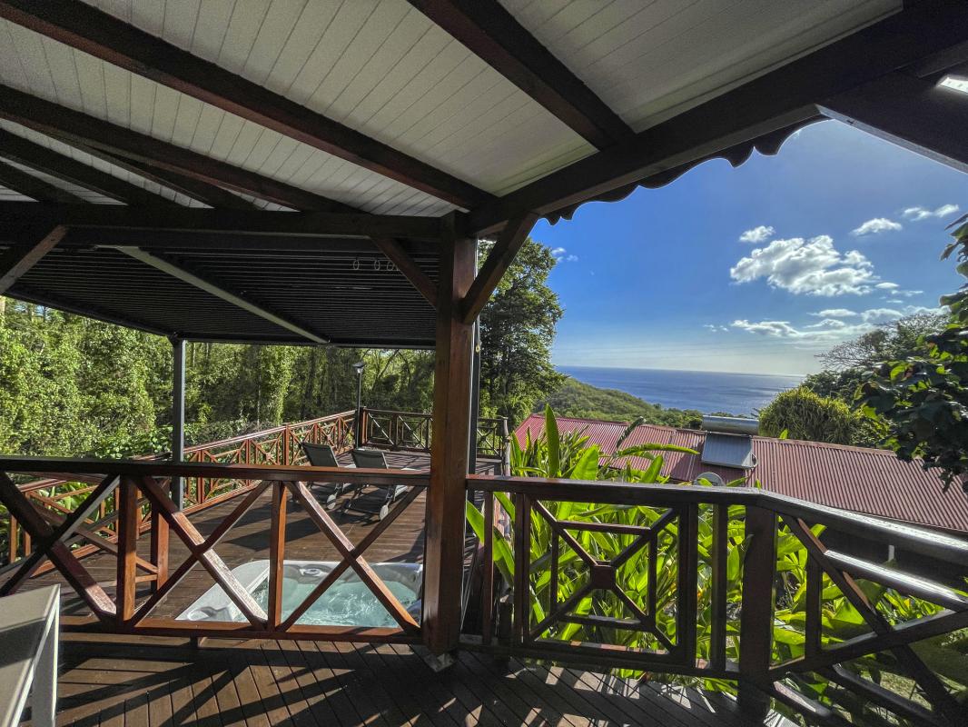 Location Touloulou Pointe Noire Guadeloupe-terrasse