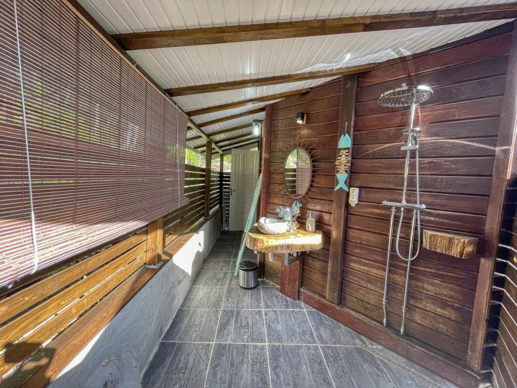 Location An Ba Bwa La Pointe Noire Guadeloupe-salle de douche