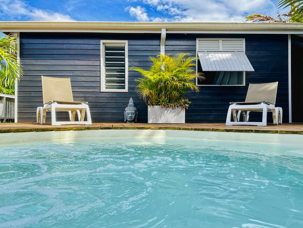 A louer villa 2 chambres Pointe Noire Guadeloupe_ Piscine