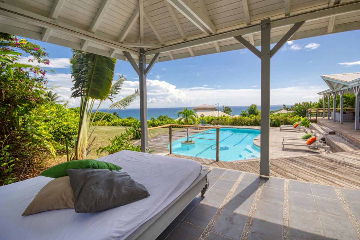 Villa de luxe vue mer avec piscine à Ste Anne en Guadeloupe 