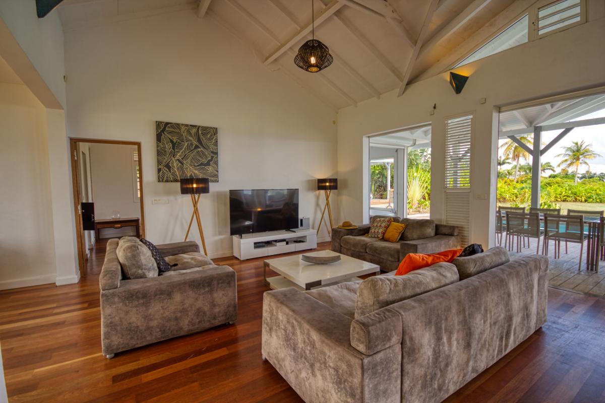 Villa de luxe vue mer avec piscine à Ste Anne en Guadeloupe 