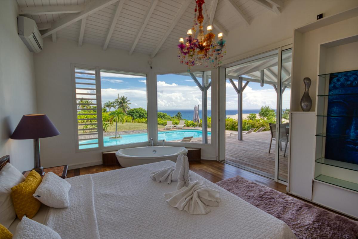 Villa de luxe vue mer avec piscine à Ste Anne en Guadeloupe 