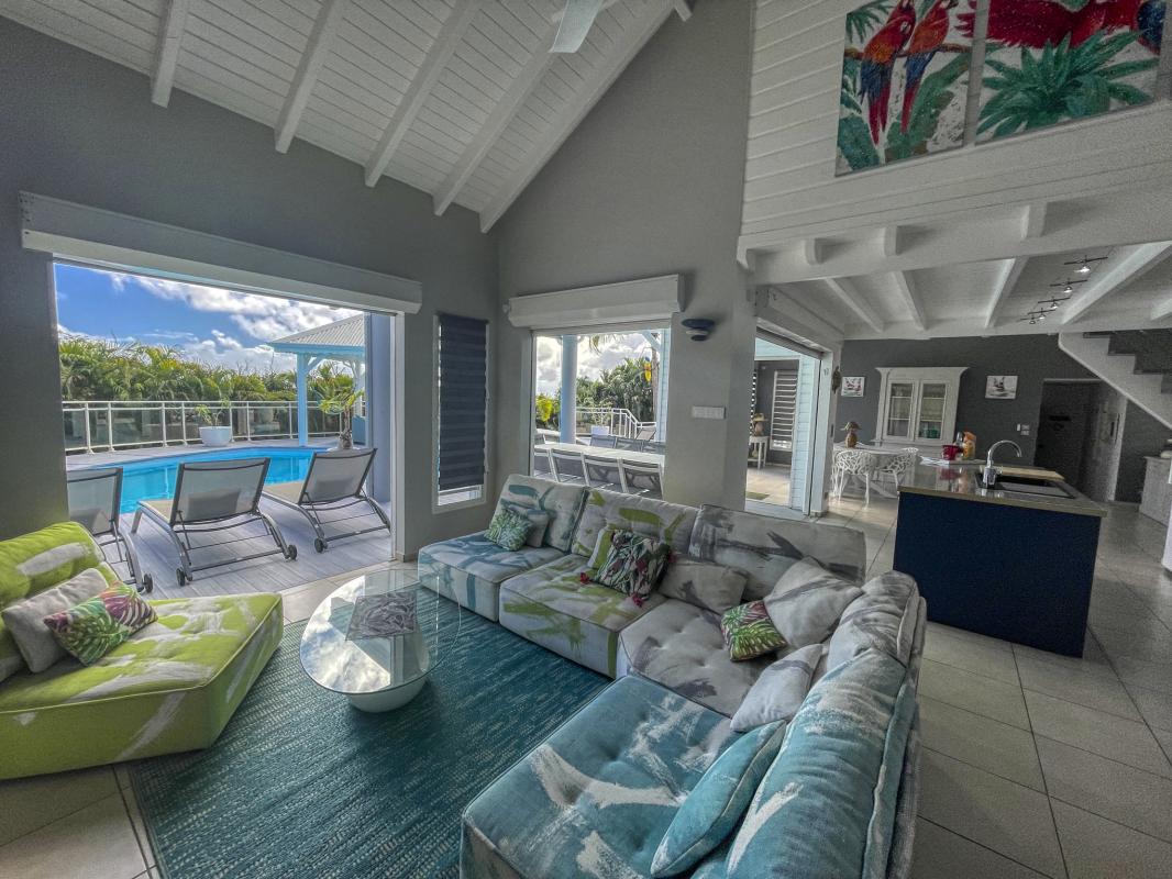 Rent a luxury villa with pool - bedroom 2