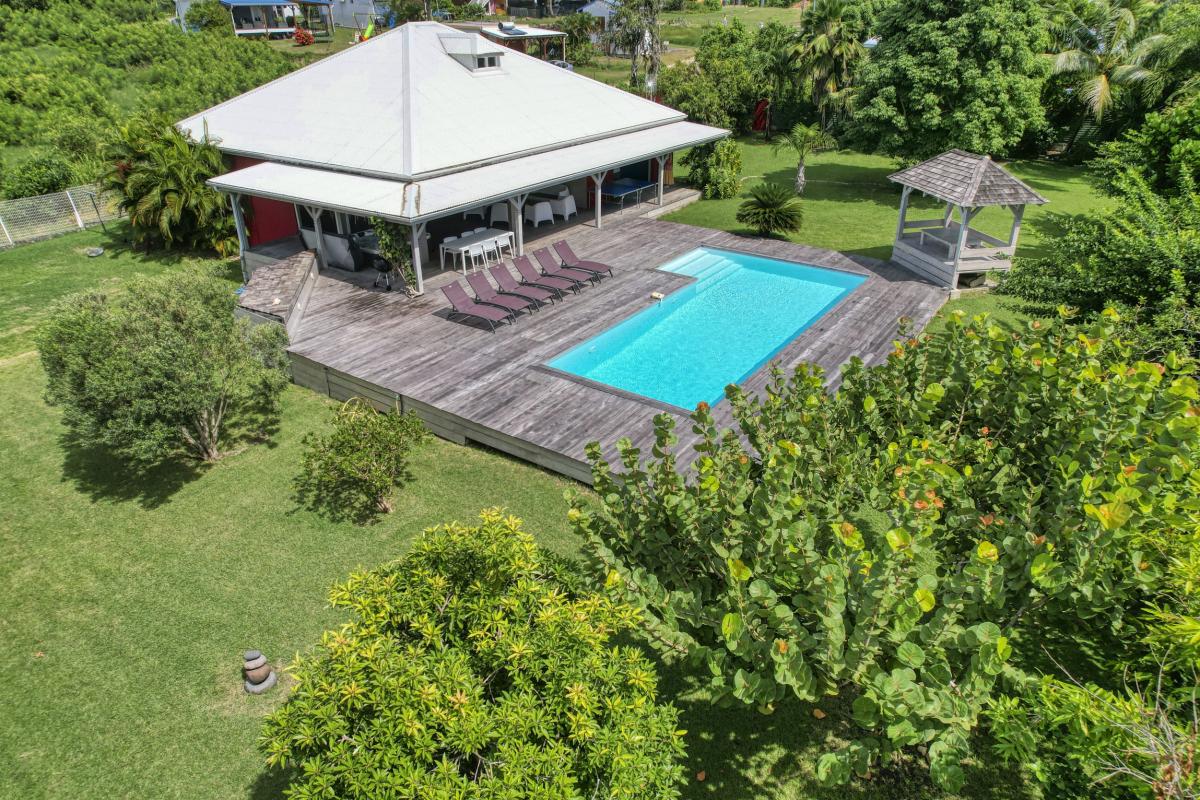 Location Villa Sainte Anne Guadeloupe__vue globale