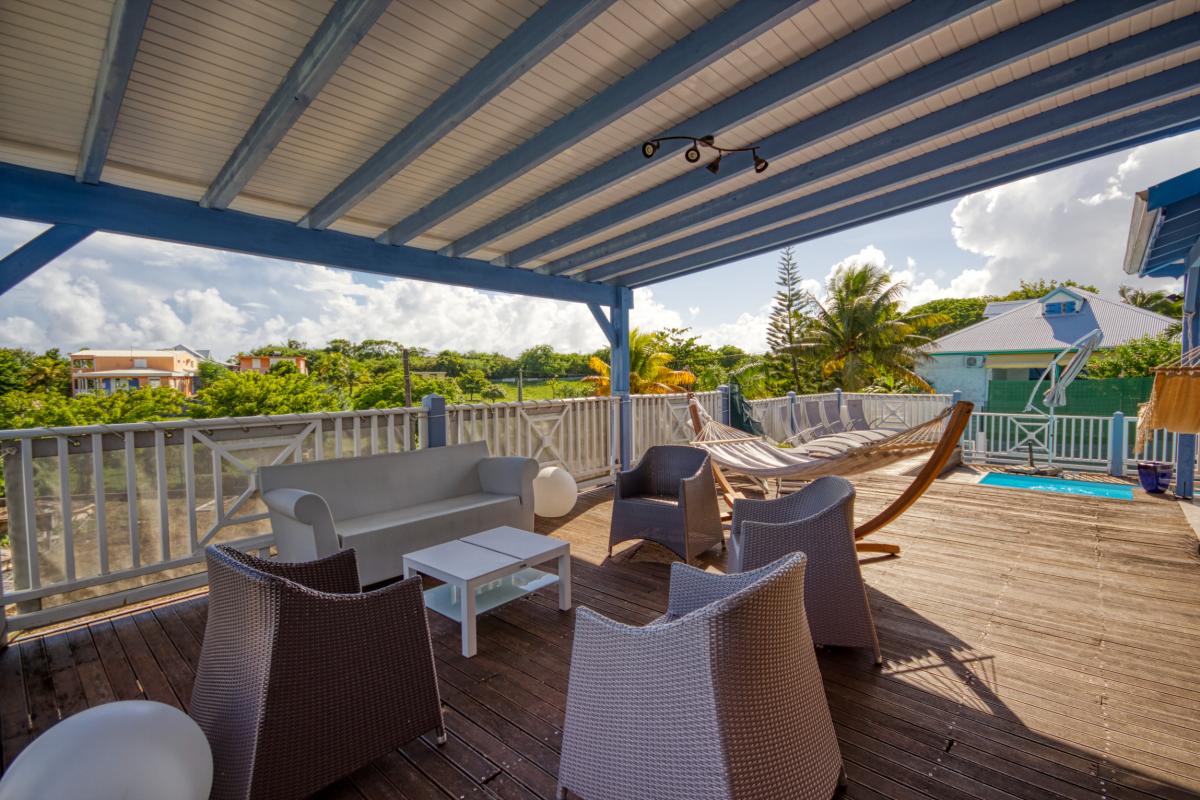 Location villa 4 chambres 10 personnes Guadeloupe sainte anne avec piscine