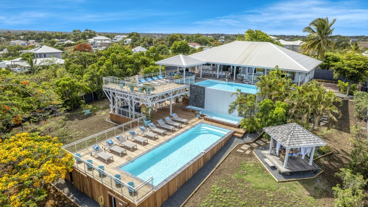 Location villa Guadeloupe Sainte Anne - Villa 7 chambres 20 personnes - Le Helleux - vue mer proche plage du Pierre et Vacances