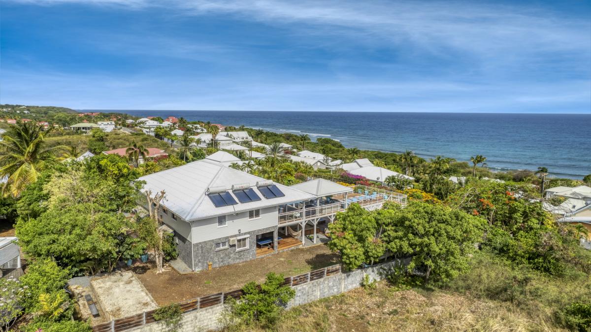 Location villa Guadeloupe Sainte Anne - Villa 7 chambres 20 personnes - Le Helleux - vue mer proche plage du Pierre et Vacances