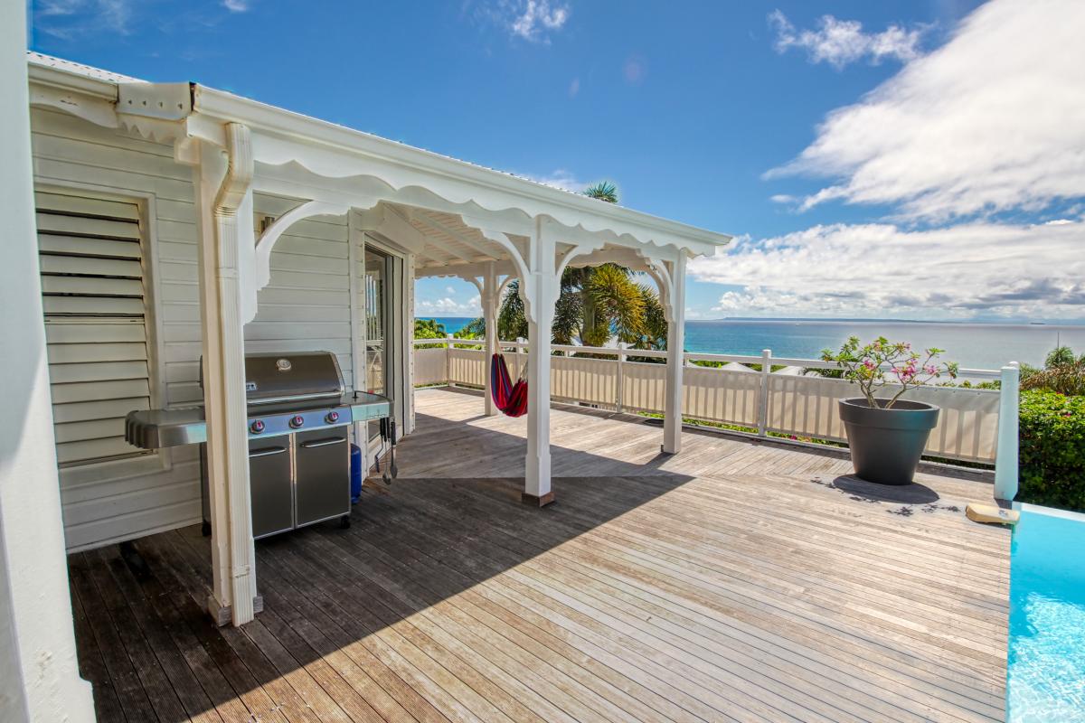 Villa vue mer 180° à louer en Guadeloupe - Terrasse