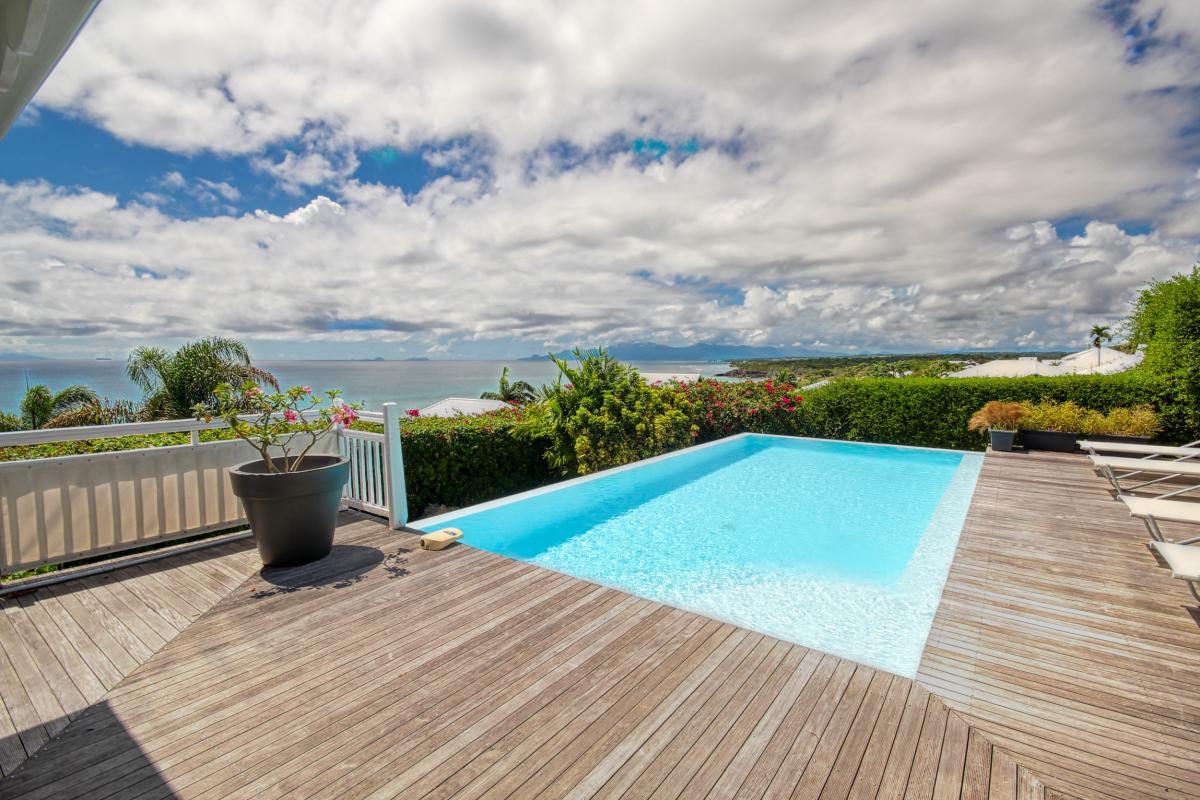 Villa vue mer 180° à louer en Guadeloupe - Terrasse