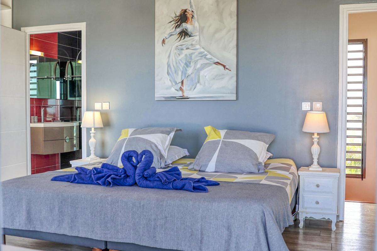 A louer Villa Sainte Anne Guadeloupe - Chambre étage