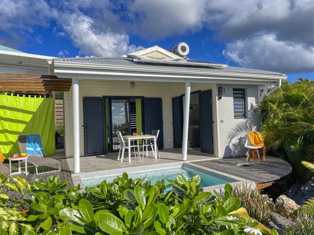 Villa 1 chambre pour 2 personnes avec piscine vue mer Ste Anne Guadeloupe