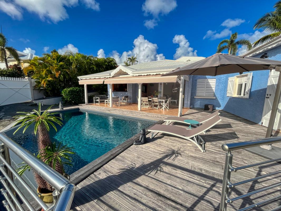Location villa 3 chambres 6 personnes piscine et vue mer plage 150m à Ste Anne en Guadeloupe 