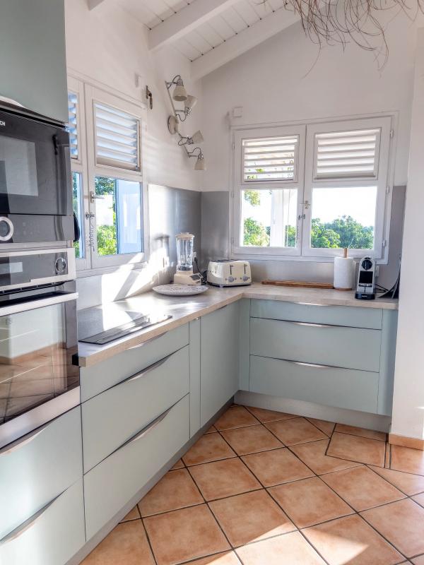 Villa de 5 chambres avec piscine à louer à ste anne guadeloupe avec vue mer