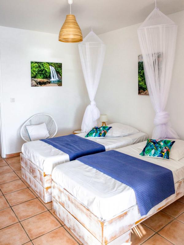 Villa de 5 chambres avec piscine à louer à ste anne guadeloupe avec vue mer