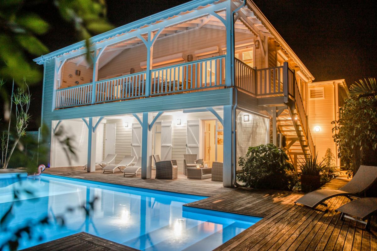 Villa de 5 chambres avec piscine à louer à ste anne guadeloupe avec vue mer
