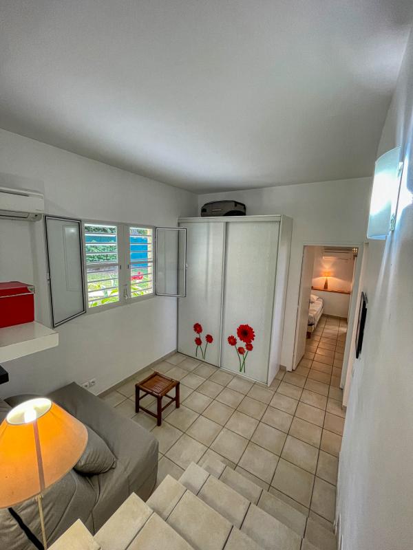 A louer villa 3 chambres avec piscine pour 7 personnes avec piscine entre Sainte Anne et Saint François