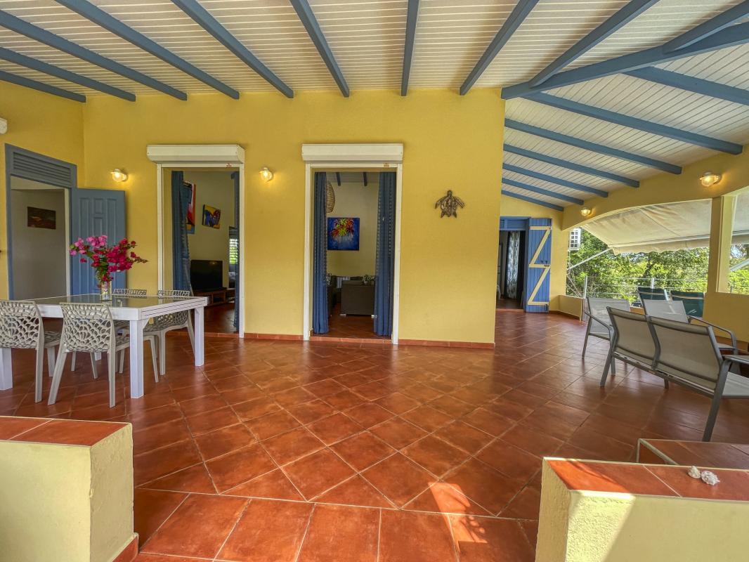 A louer villa sainte anne Guadeloupe-terrasse