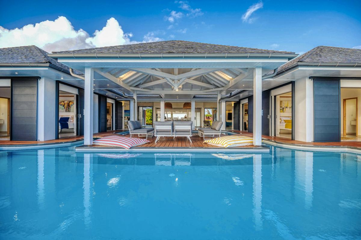 Villa vue mer Sainte Anne Guadeloupe-vue d'ensemble