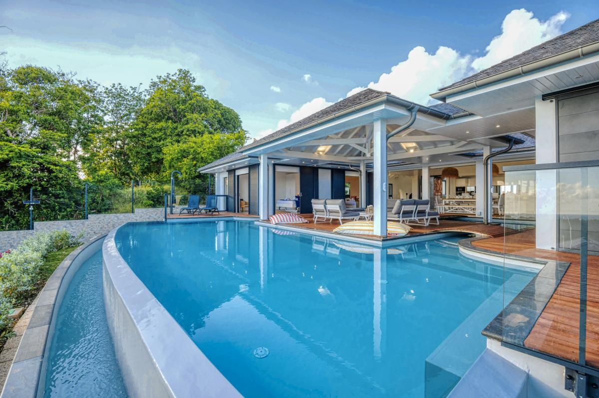 Villa vue mer Sainte Anne Guadeloupe-vue ensemble