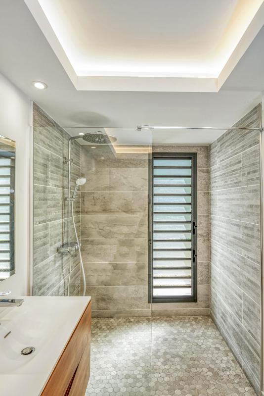 Villa vue mer Sainte Anne Guadeloupe-salle de douche