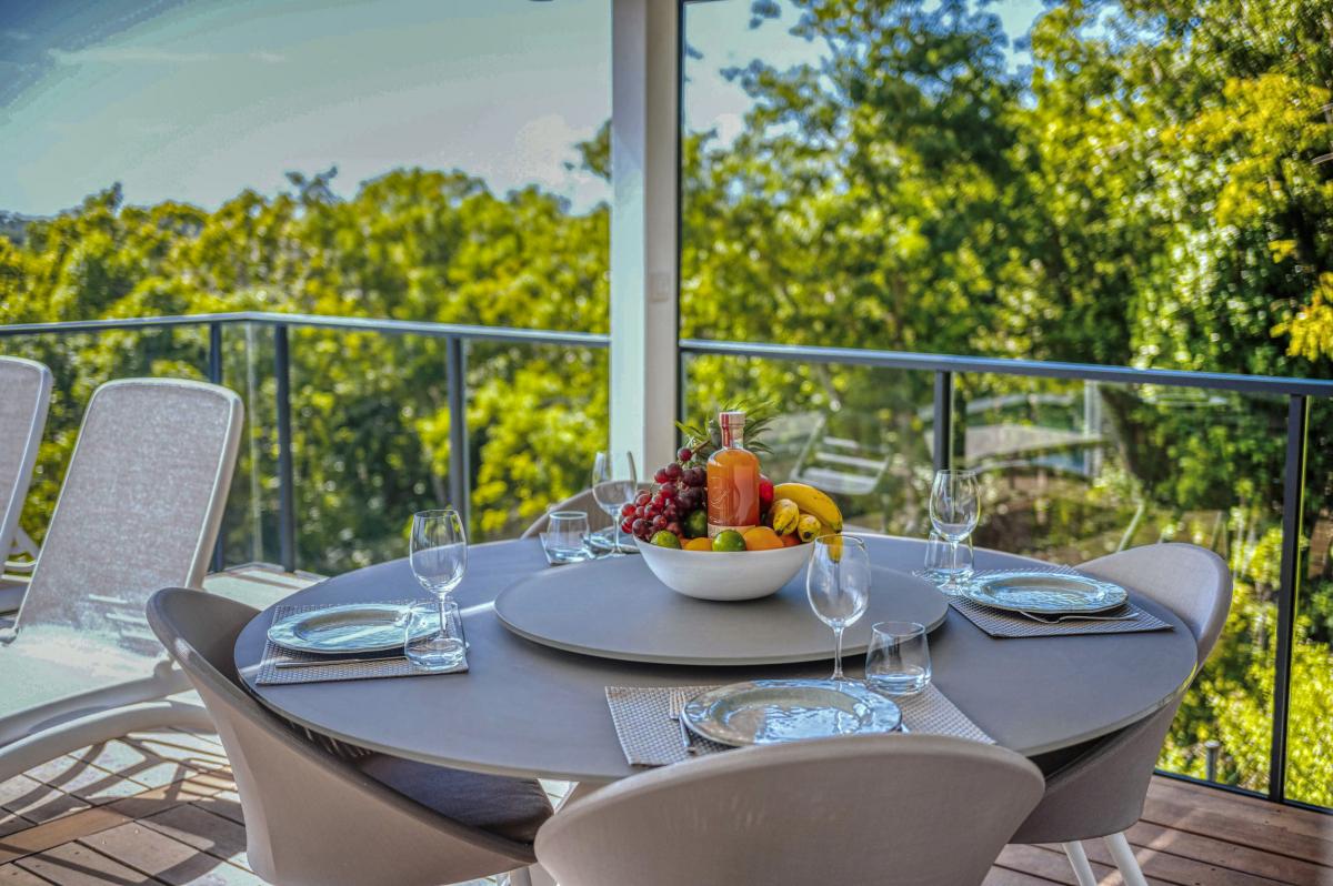 Villa vue mer Sainte Anne Guadeloupe-terrasse