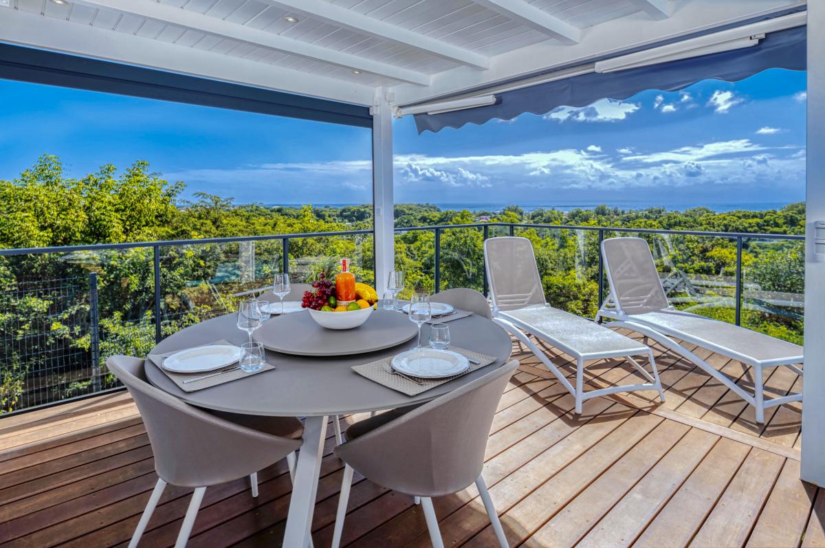 Villa vue mer Sainte Anne Guadeloupe-terrasse mer