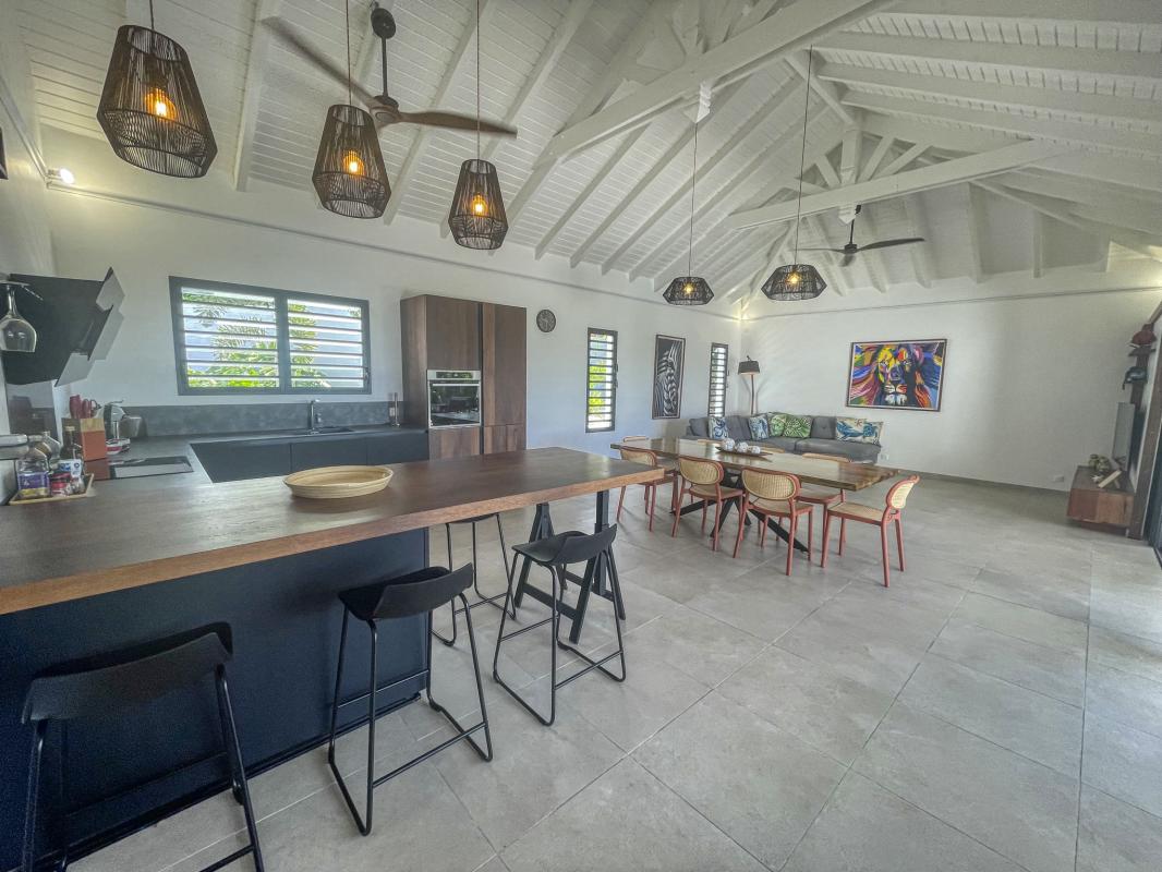 Location villa vue mer Sainte Anne Guadeloupe-pièce principale