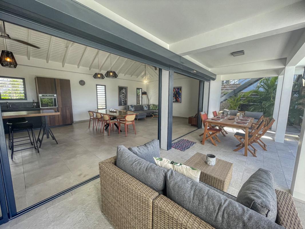 Location villa vue mer Sainte Anne Guadeloupe-terrasse