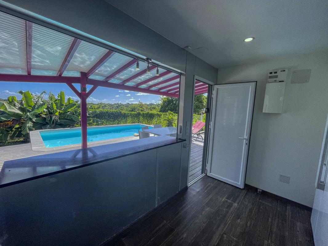 Location villa Sainte Anne Guadeloupe_ Cuisine