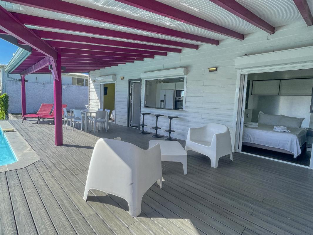 Location villa Sainte Anne Guadeloupe_ Terrasse