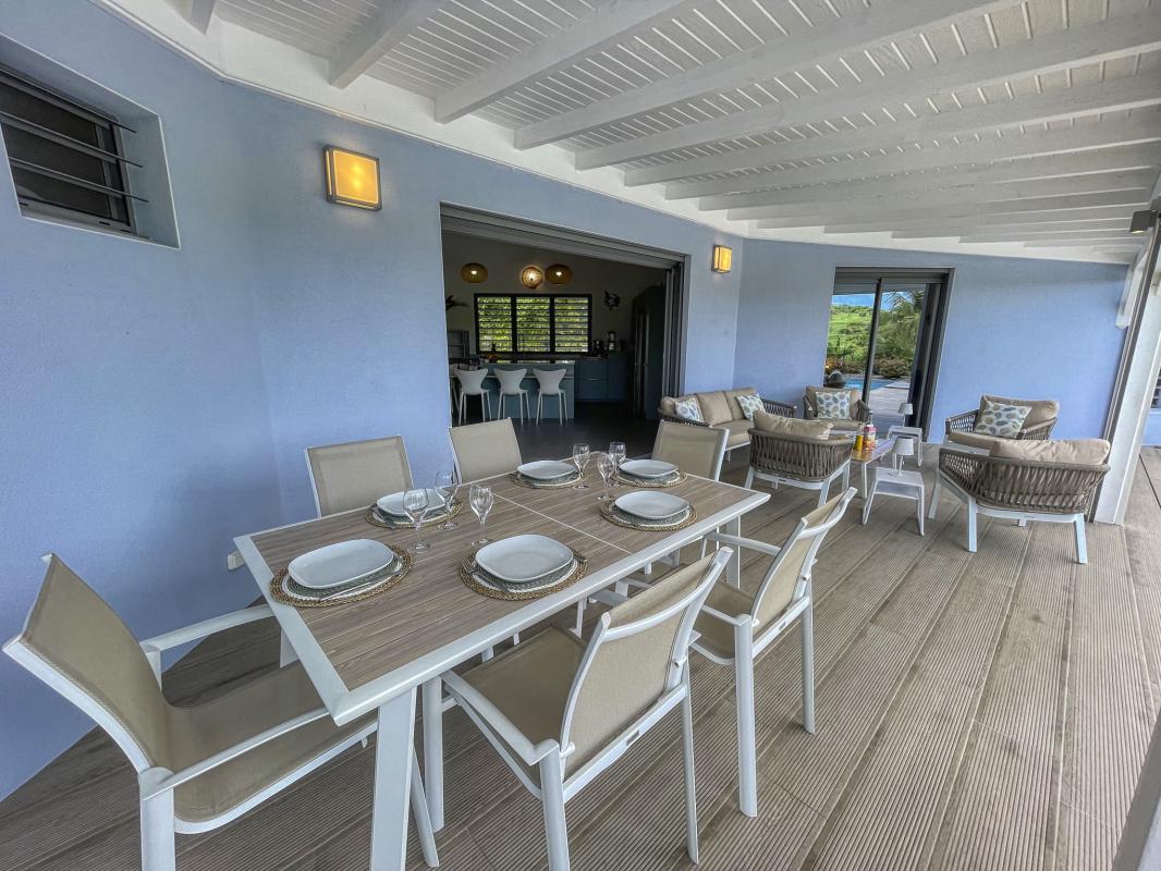 10.Location villa piscine Sainte Anne Guadeloupe_Terrasse