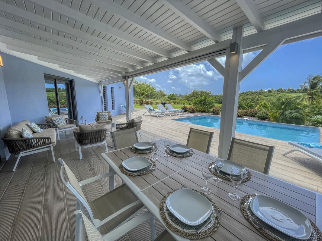 12.Location villa piscine Sainte Anne Guadeloupe_Terrasse