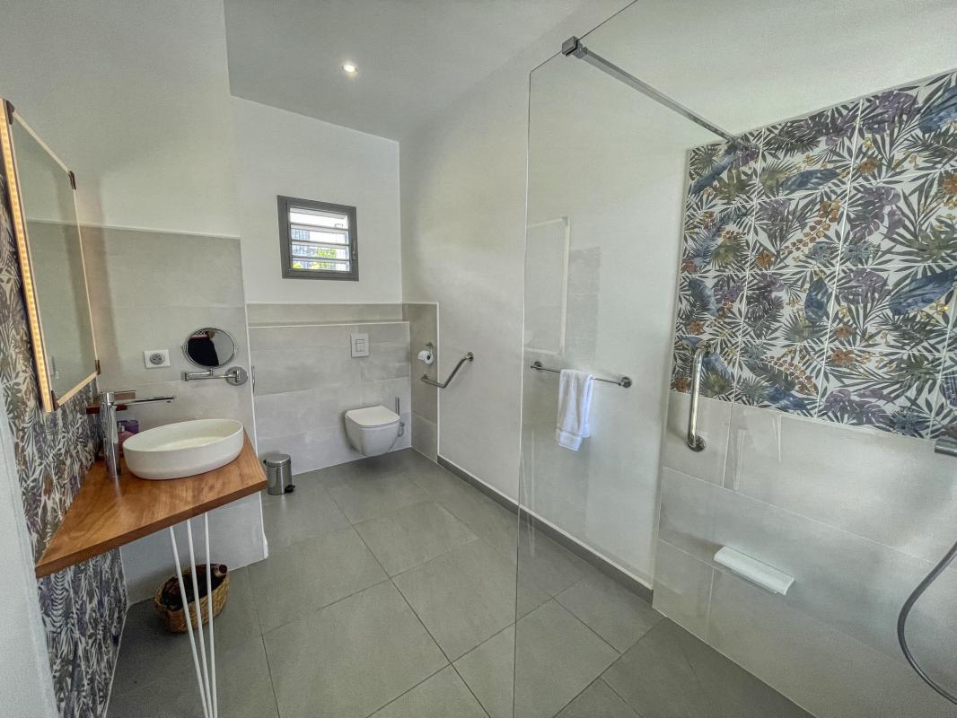 28.Location villa piscine Sainte Anne Guadeloupe_Suite 2