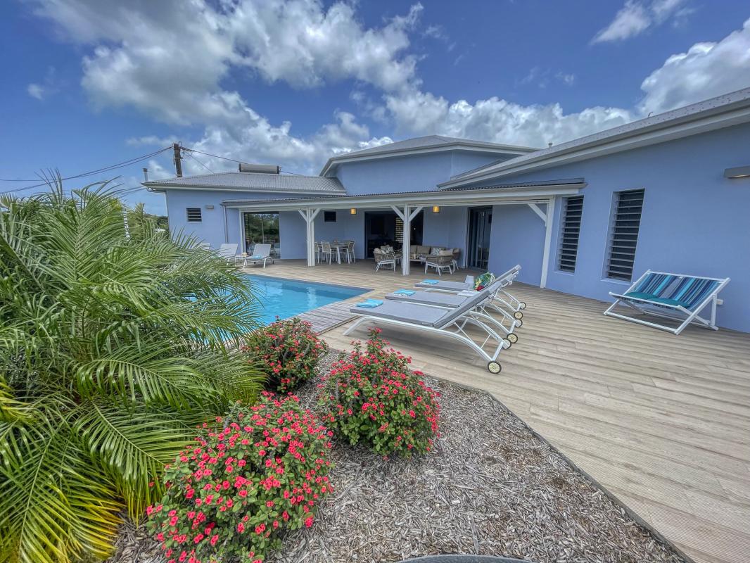 3.Location villa piscine Sainte Anne Guadeloupe_Piscine