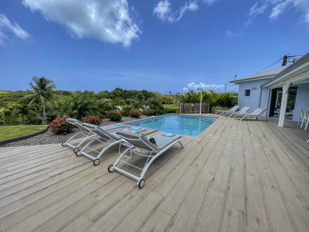 37.Location villa piscine Sainte Anne Guadeloupe_Piscine