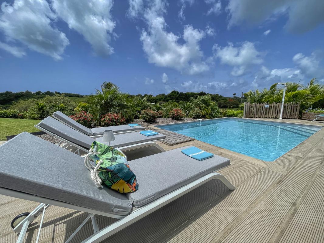 4.Location villa piscine Sainte Anne Guadeloupe_Piscine