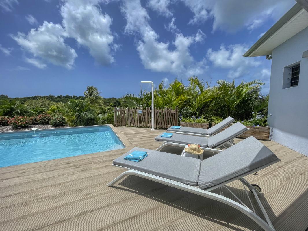 5.Location villa piscine Sainte Anne Guadeloupe_Piscine