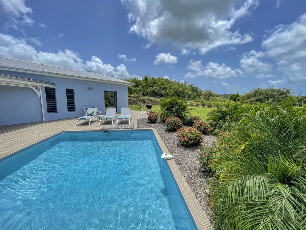6.Location villa piscine Sainte Anne Guadeloupe_Piscine