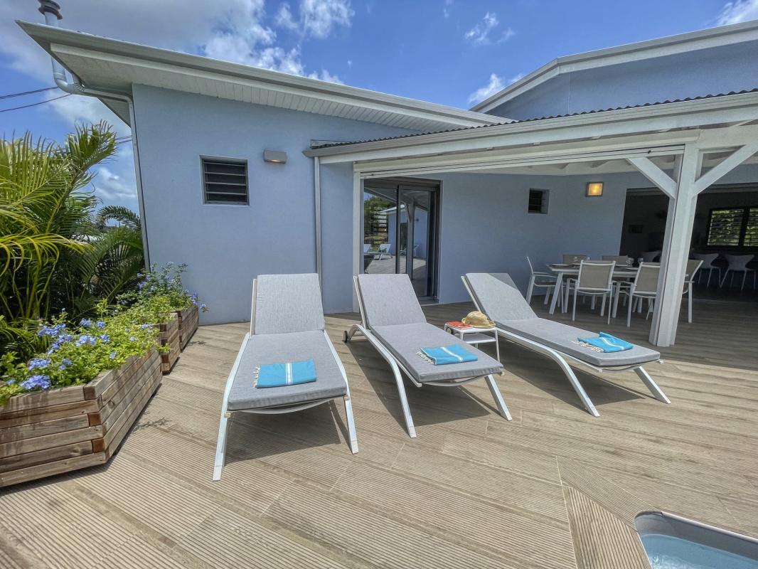 7.Location villa piscine Sainte Anne Guadeloupe_Piscine