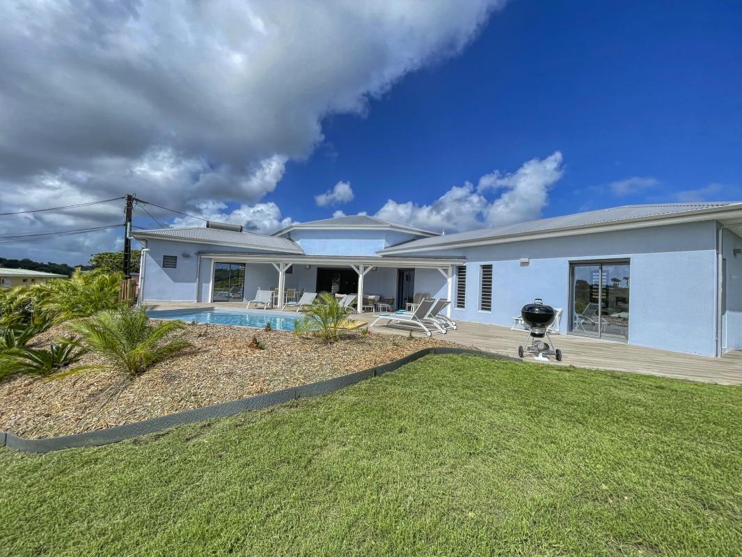 Location villa Sainte Anne Guadeloupe_ensemble
