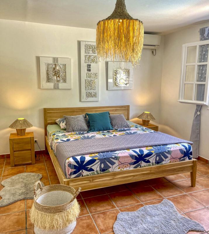 Location villa piscine Ste Anne Guadeloupe_Chambre 1