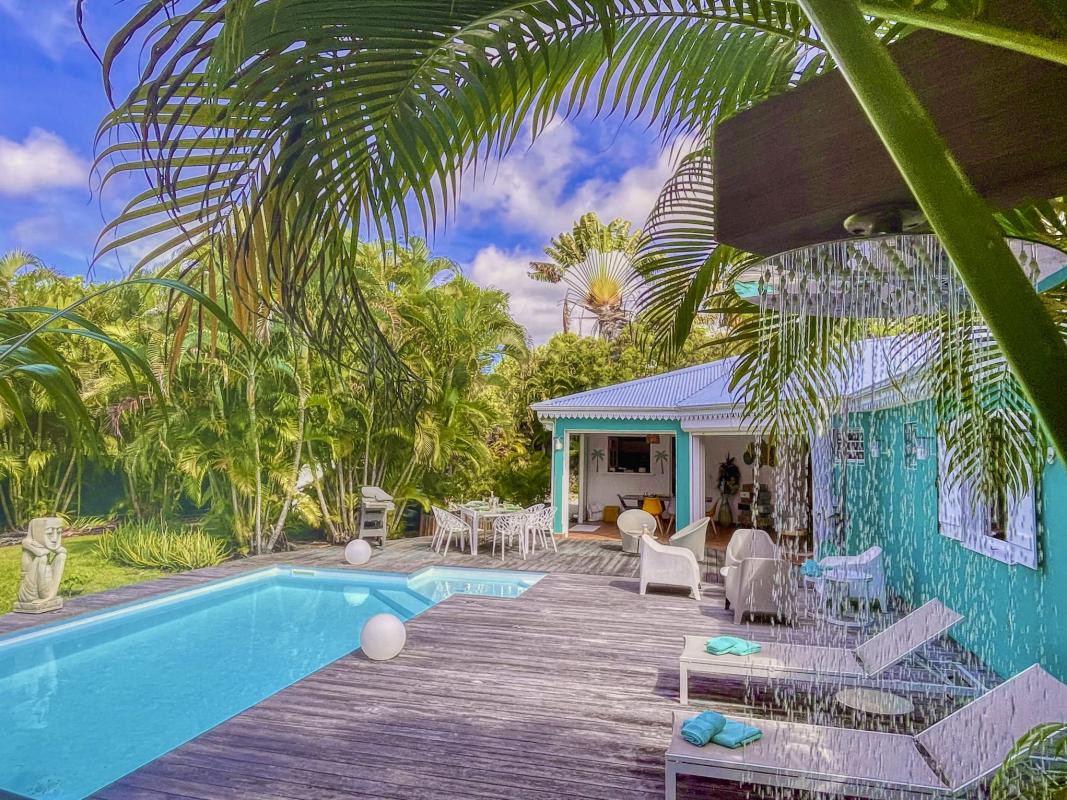 Location villa piscine Ste Anne Guadeloupe_vue ensemble
