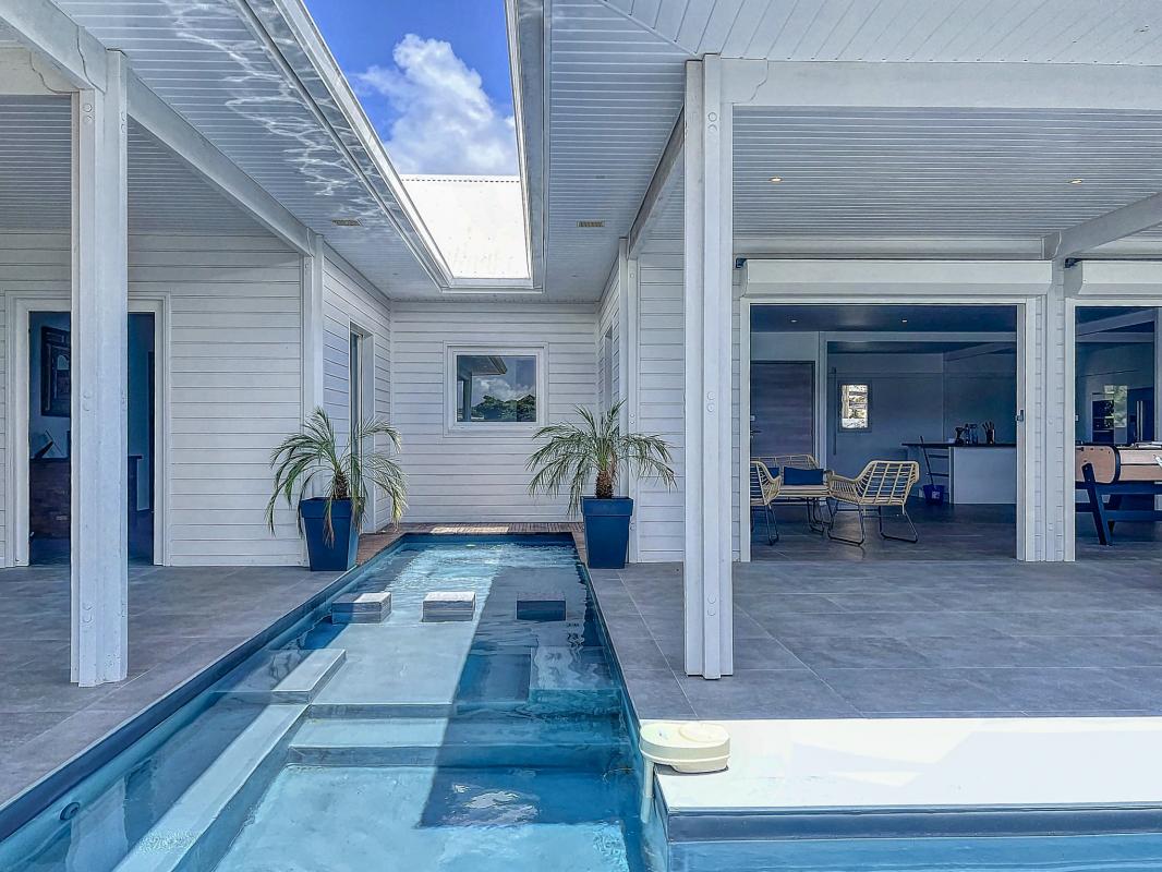 Location villa Sainte Anne Guadeloupe-Wanalao-piscine
