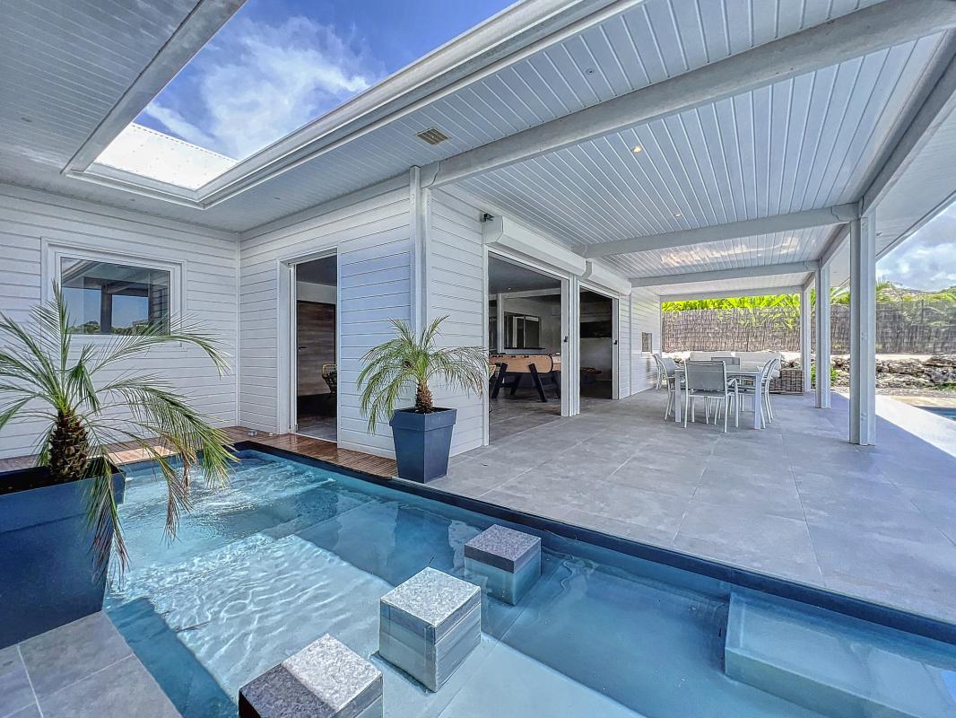 Location villa Sainte Anne Guadeloupe-Wanalao-piscine