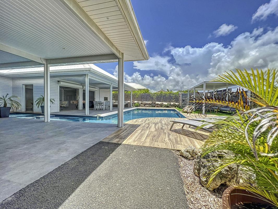 Location villa Sainte Anne Guadeloupe-Wanalao-Piscine