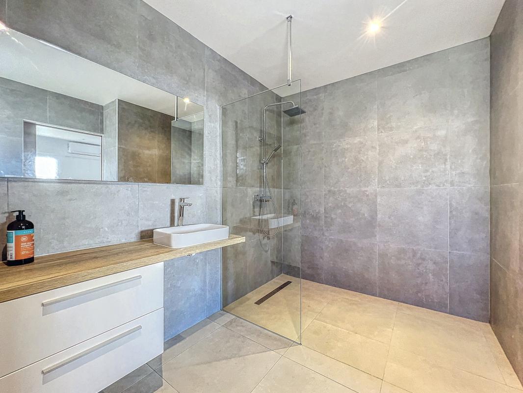 Location villa Sainte Anne Guadeloupe_Chambre 3 PMR